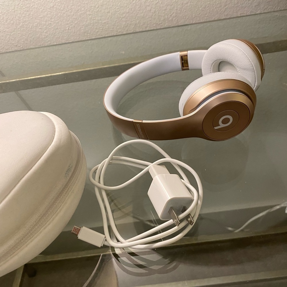 Beats wireless headphones